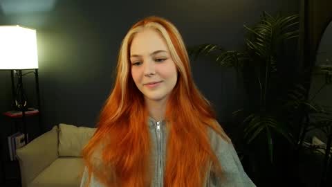 Snapshot of jolly_bean chatting on 03/08/25, 02:34 Polly online show from 03/08/25, 02:34