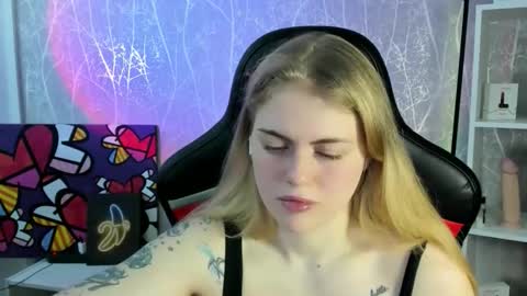 Snapshot of jolly_doll_ chatting on 03/26/26, 05:24 Jolly online show from 03/26/26, 05:24