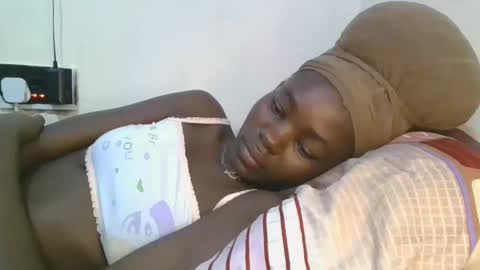 jollynabeb online show from 10/01/25, 02:50