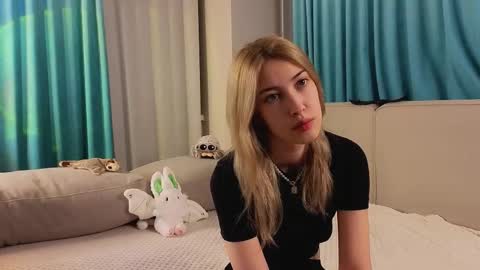 Viola online show from 11/02/25, 11:12