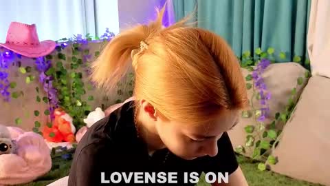 Snapshot of jolyndeb chatting on 02/08/26, 11:13 Viola online show from 02/08/26, 11:13