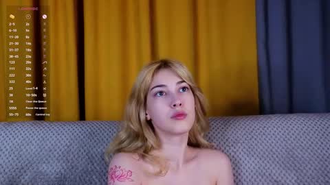 Snapshot of jolyndeb chatting on 03/04/26, 01:28 Viola online show from 03/04/26, 01:28