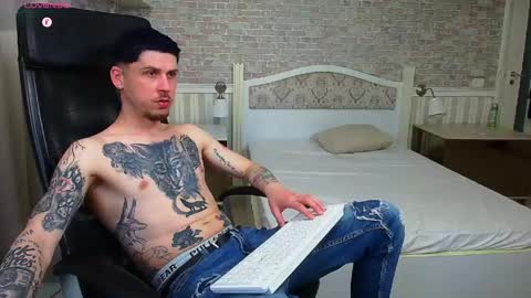 JonahShaw online show from 05/12/26, 04:53