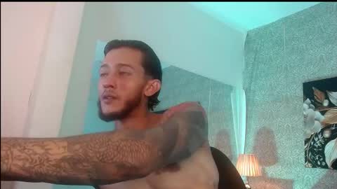 Snapshot of jonas_conor chatting on 11/11/25, 08:09 Jonas online show from 11/11/25, 08:09