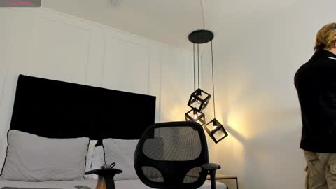 Jonathan Danielss  online show from 01/25/25, 11:34