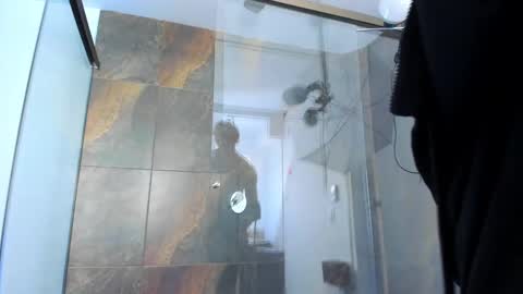 Jonathan Danielss  online show from 02/12/25, 01:52