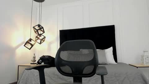 Jonathan Danielss  online show from 02/27/25, 12:02