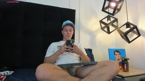 Jonathan Danielss  online show from 03/05/25, 03:18