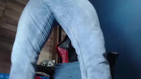 jonathancast08 online show from 09/12/25, 03:01