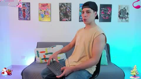 Instagram jonathanfit14 online show from 11/29/25, 09:29