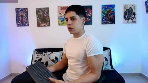 Instagram jonathanfit14 online show from 04/28/26, 11:21