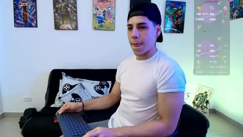 Instagram jonathanfit14 online show from 05/15/26, 08:49