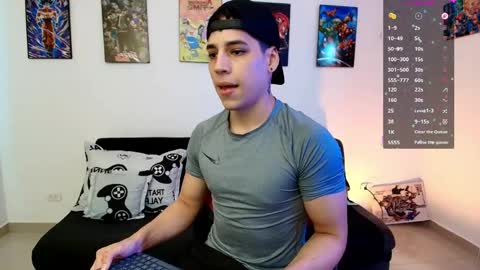 Instagram jonathanfit14 online show from 05/22/26, 08:36