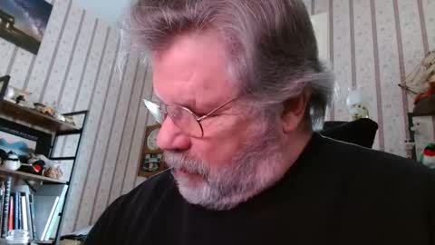 joncpics online show from 12/04/24, 08:07