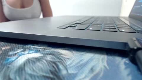 Snapshot of jonesalesya chatting on 12/13/24, 07:32 AlesyaJ online show from 12/13/24, 07:32
