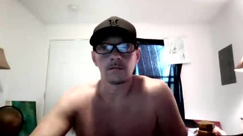 Snapshot of jonesmc629844216 chatting on 07/06/26, 08:33 jonesmc629844216 online show from 07/06/26, 08:33