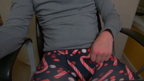 WhteGuy online show from 12/07/24, 04:31