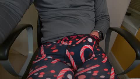 WhteGuy online show from 12/12/24, 03:43