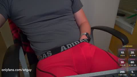 WhteGuy online show from 02/07/25, 04:48