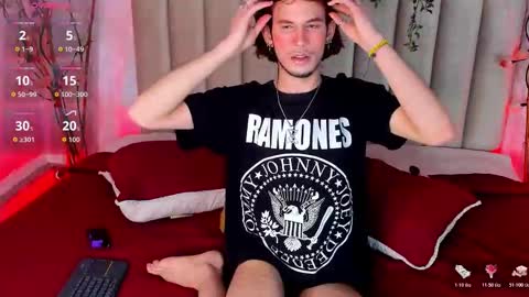 Snapshot of jonny_gilbert chatting on 02/02/26, 01:32 jonny_gilbert online show from 02/02/26, 01:32