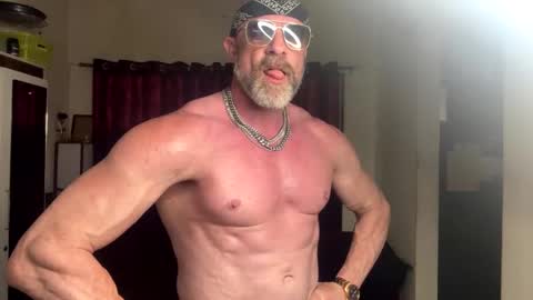 Snapshot of jonnycockfill chatting on 10/24/25, 09:33 Jonny Cockfill online show from 10/24/25, 09:33