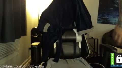 Snapshot of jonnydieston777 chatting on 01/11/26, 01:43 JonnyDieston online show from 01/11/26, 01:43