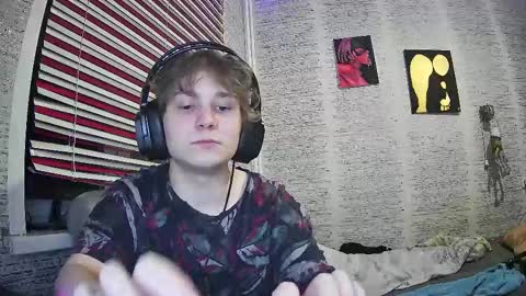 Snapshot of jonnymyloka chatting on 12/02/24, 11:29 JONNY online show from 12/02/24, 11:29