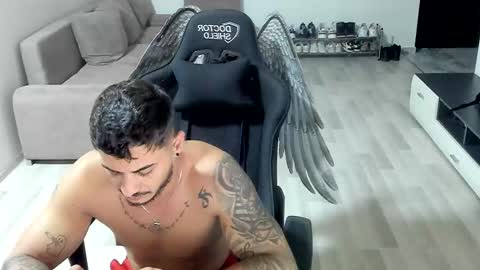 jonnyporn1 online show from 09/16/25, 11:06