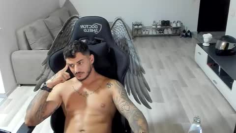 jonnyporn1 online show from 09/17/25, 11:28