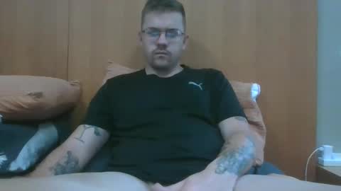 Snapshot of jonoy1995 chatting on 12/09/24, 12:23 jonoy1995 online show from 12/09/24, 12:23