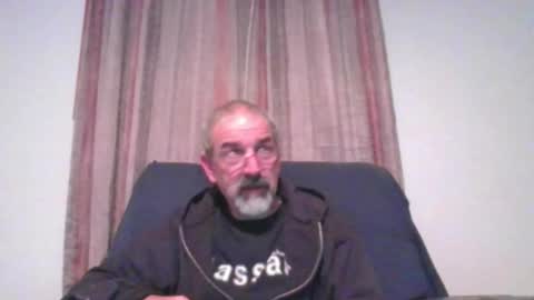 Snapshot of jony_five chatting on 12/18/24, 03:15 Jon online show from 12/18/24, 03:15