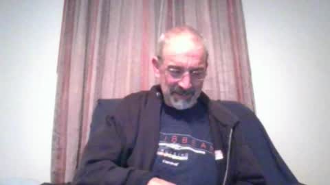 Snapshot of jony_five chatting on 12/25/24, 02:35 Jon online show from 12/25/24, 02:35