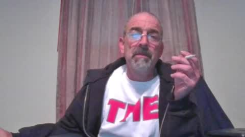 Snapshot of jony_five chatting on 12/25/24, 09:11 Jon online show from 12/25/24, 09:11