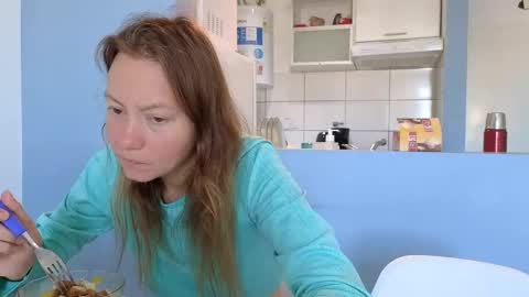 Jony Marta GMT 2000-0100 every day online show from 02/13/25, 05:11