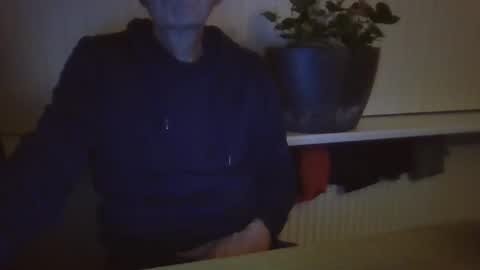 Snapshot of jop55 chatting on 12/14/24, 08:18 Jop55 online show from 12/14/24, 08:18