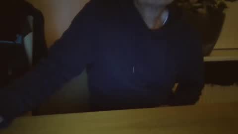 Snapshot of jop55 chatting on 01/04/25, 04:22 Jop55 online show from 01/04/25, 04:22