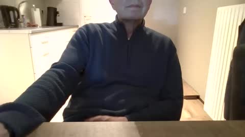 Snapshot of jop55 chatting on 04/11/26, 12:20 Jop55 online show from 04/11/26, 12:20