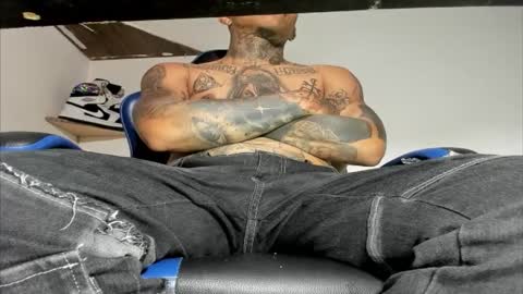 Snapshot of jordan33blake chatting on 11/11/25, 02:11 jordan33blake online show from 11/11/25, 02:11