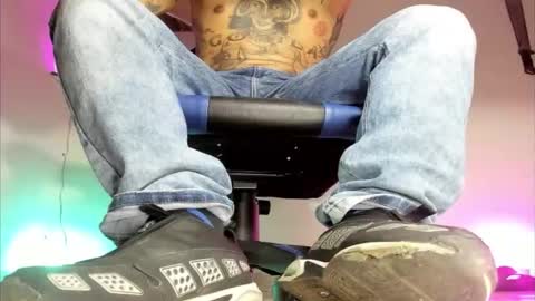 Snapshot of jordan33blake chatting on 11/12/25, 01:06 jordan33blake online show from 11/12/25, 01:06