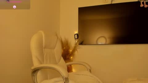 Snapshot of jordaniaa_ chatting on 12/29/24, 08:22 Megan  OF Jordaniaas online show from 12/29/24, 08:22