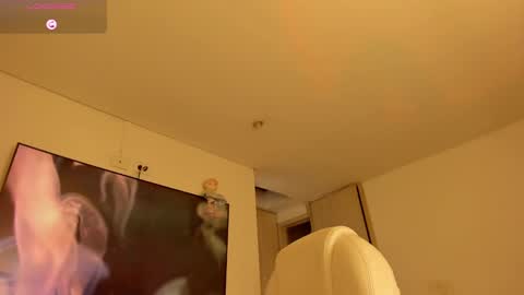 Snapshot of jordaniaa_ chatting on 01/10/25, 01:32 Megan  OF Jordaniaas online show from 01/10/25, 01:32