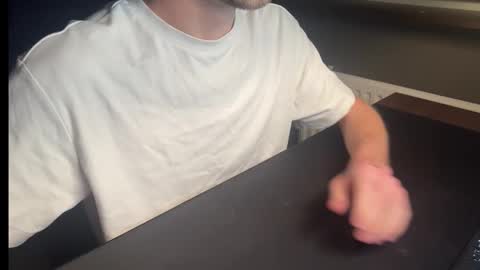 Snapshot of jordansolid chatting on 11/21/25, 07:01 jordansolid online show from 11/21/25, 07:01