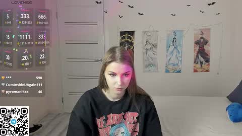 Mila online show from 11/06/25, 03:18