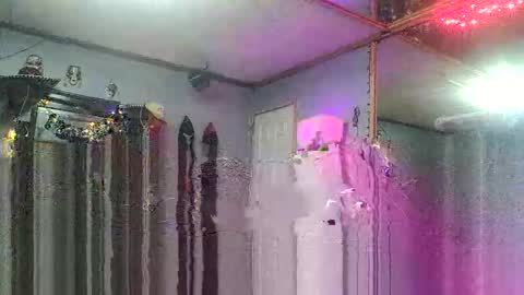 Snapshot of josavaho235836 chatting on 02/17/26, 02:19 Joey Amy online show from 02/17/26, 02:19