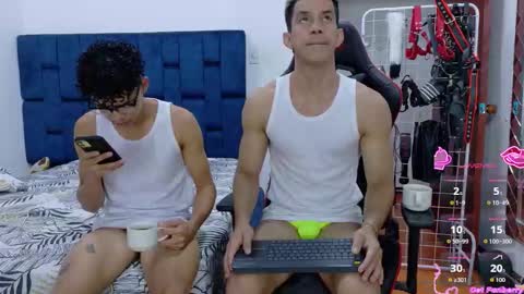 jose_rumbero91 online show from 11/25/25, 12:16