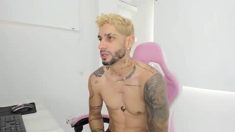 Snapshot of jose_wc chatting on 03/08/26, 07:06 jose_wc online show from 03/08/26, 07:06