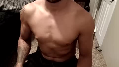 josealfredo91 online show from 12/19/25, 03:02