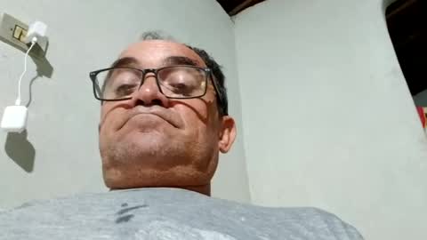 Snapshot of joselindo73 chatting on 06/22/26, 02:24 Vamos goza juntos online show from 06/22/26, 02:24