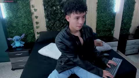 jose online show from 12/17/25, 06:47