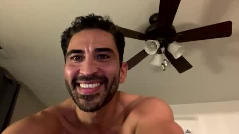 Snapshot of josemcmin chatting on 03/28/26, 05:40 josemcmin online show from 03/28/26, 05:40